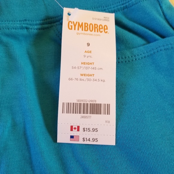 Clothes - Picture 4 of 4